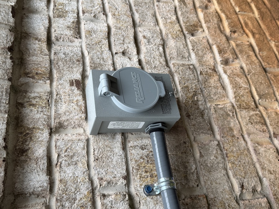Generator inlet box installation
